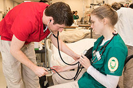 The Co-enrollment BSN Nursing Program (Veteran) (VCE) provides you with the opportunity to combine your unique military experience with Mason's innovative curriculum to earn your BSN.